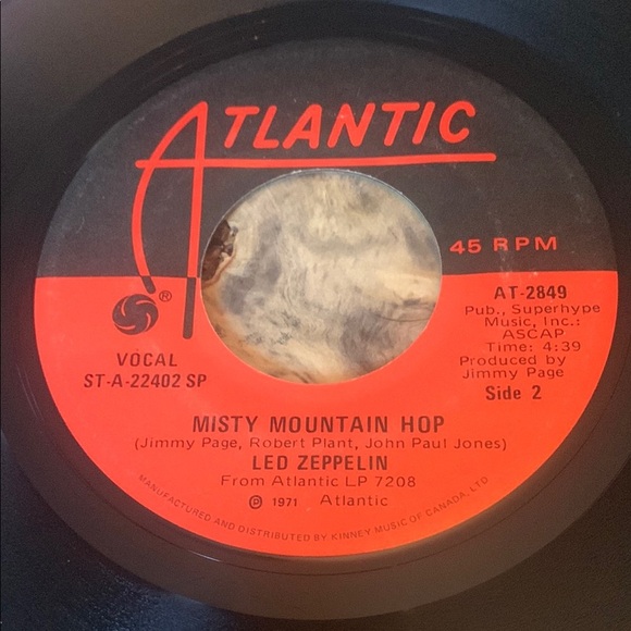 💥3/$20 Vintage Led Zeppelin Black Dog Vinyl Record 45 RPM - Picture 1 of 5